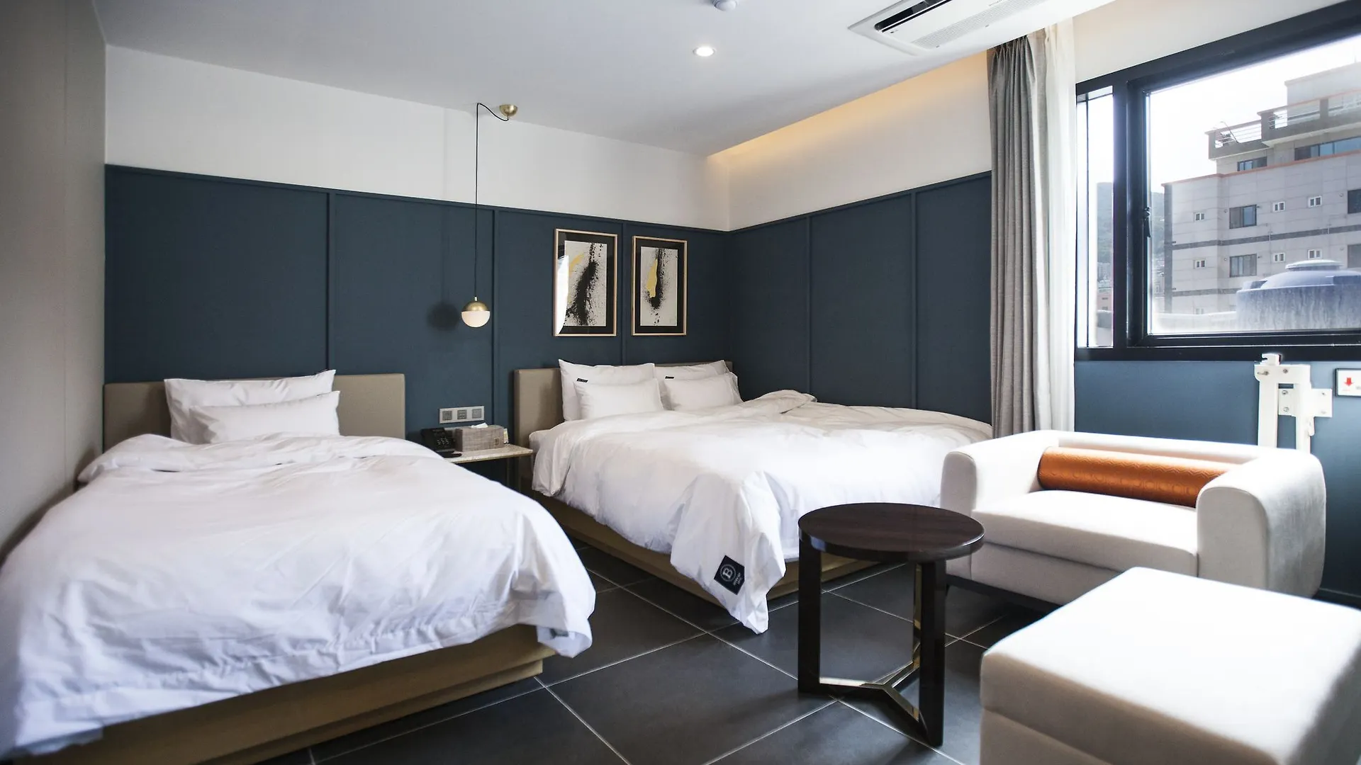 Busanjin Brown-Dot Hotel